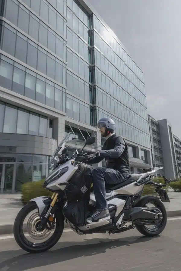 Tucano Urbano Airscud Flex