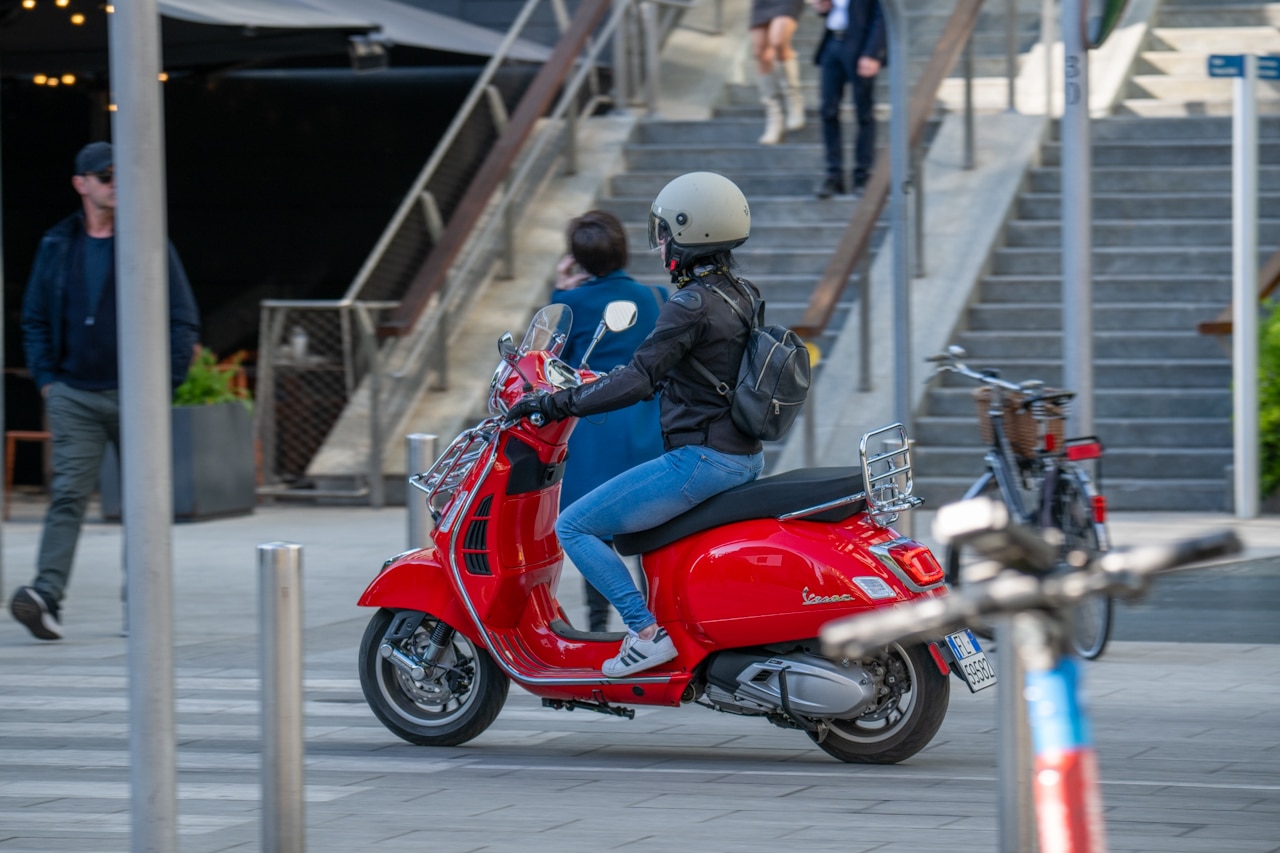 Vespa 310 GTS Super