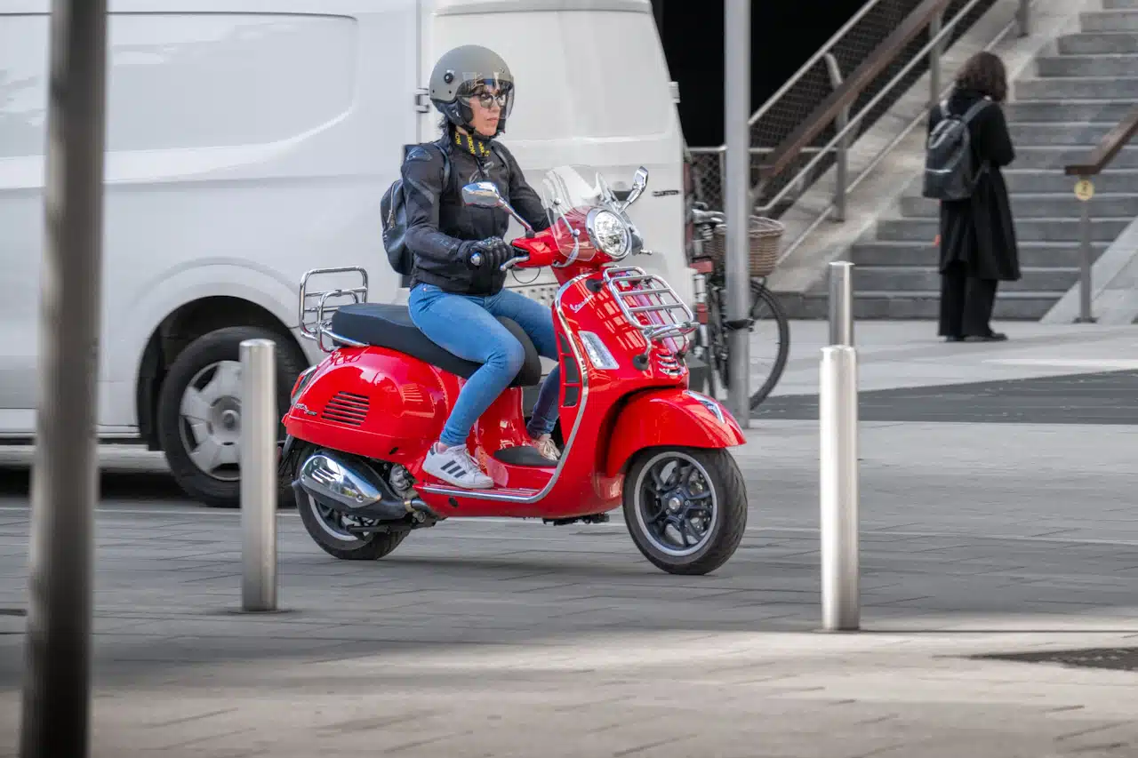 Vespa 310 GTS Super