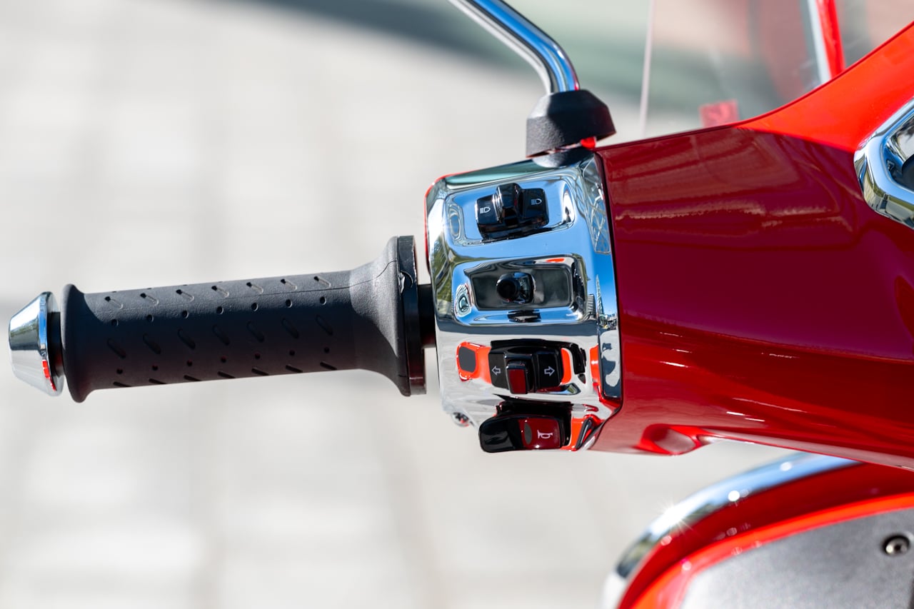 Vespa 310 GTS Super