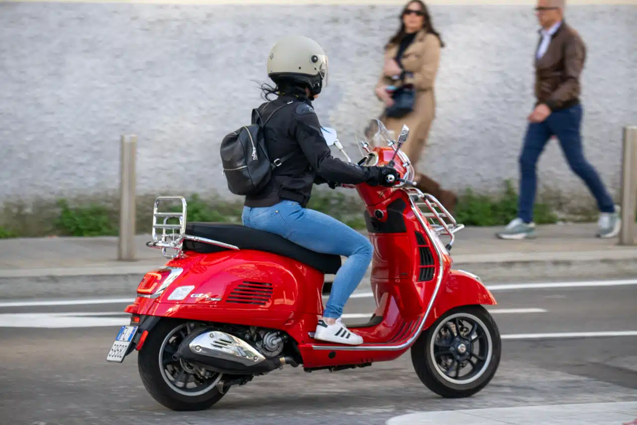 Vespa 310 GTS Super