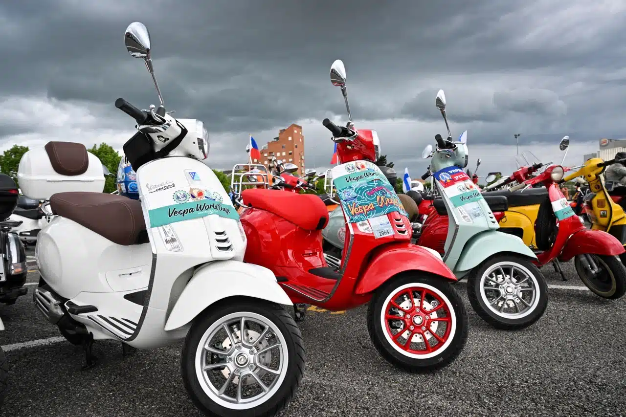 Vespa World Days 2024