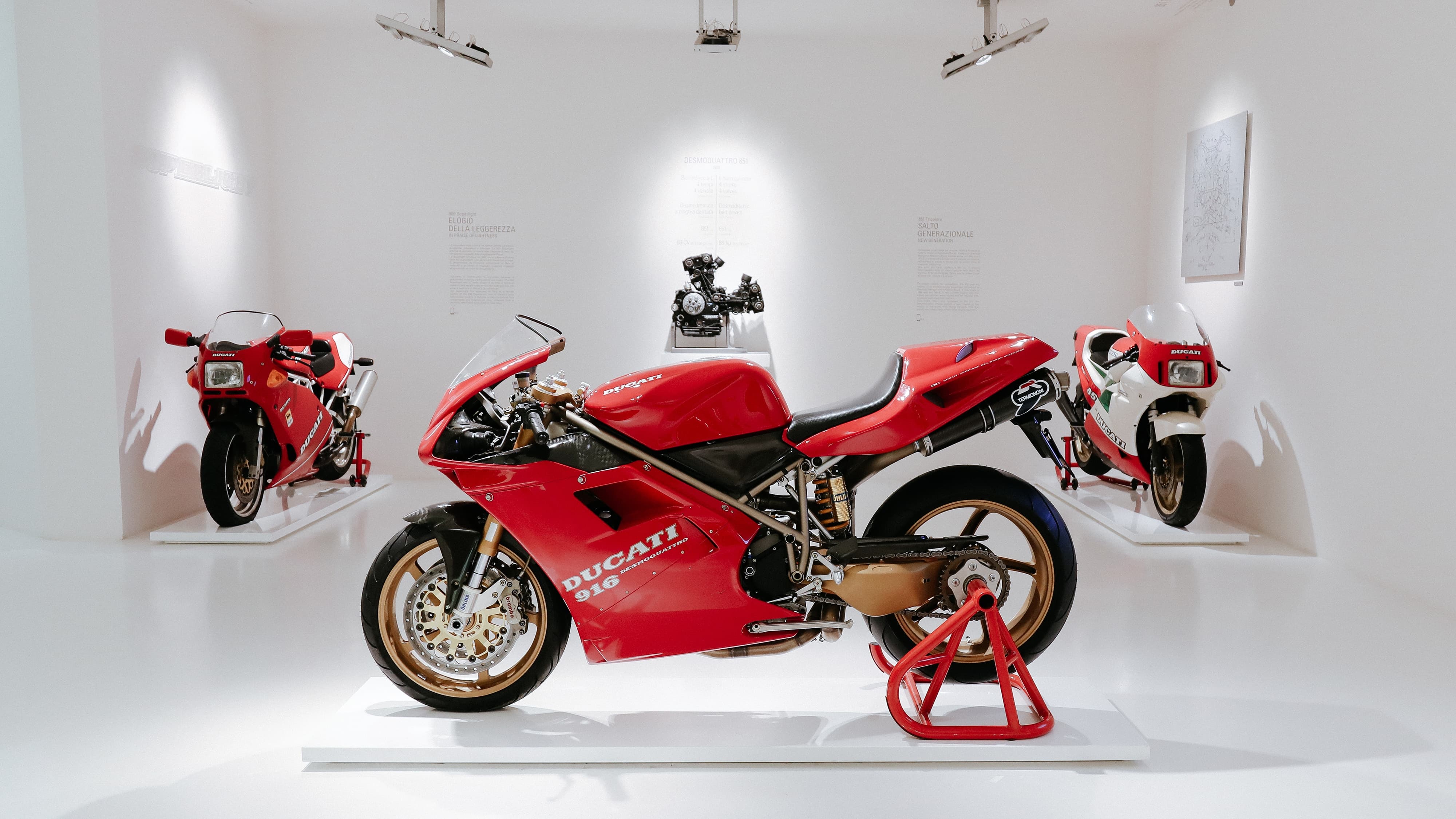 WDW 2024 - 30YEARS DUCATI 916