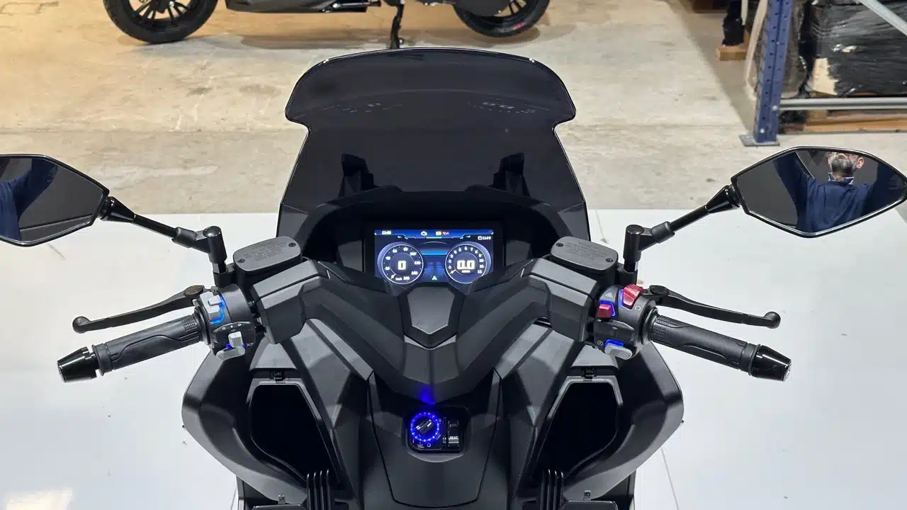 Wottan ST-S 300 - Foto ufficiali