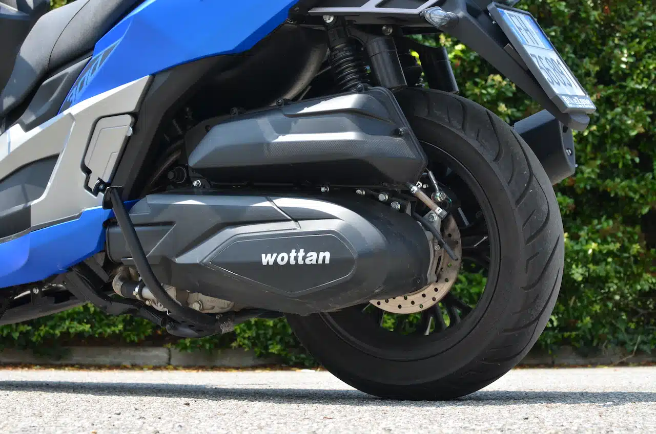 Wottan Storm S 300 prova