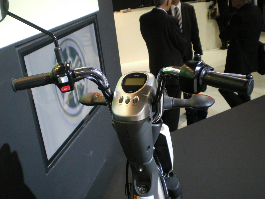 Yamaha EC-03 - EICMA 2010