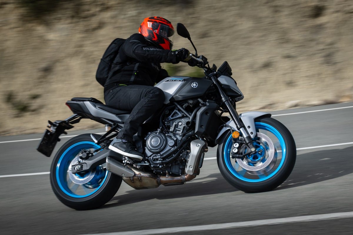 Yamaha MT-07 2025 - prova