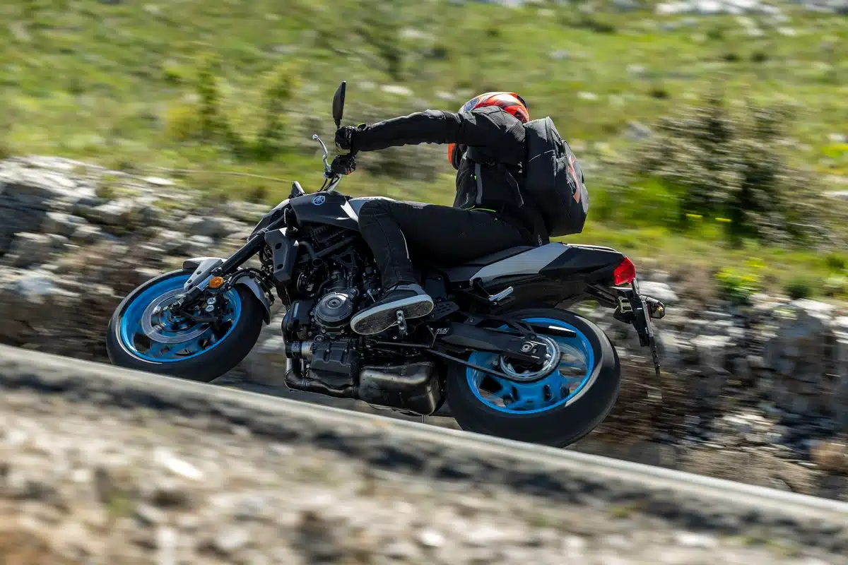 Yamaha MT-07 2025 - prova