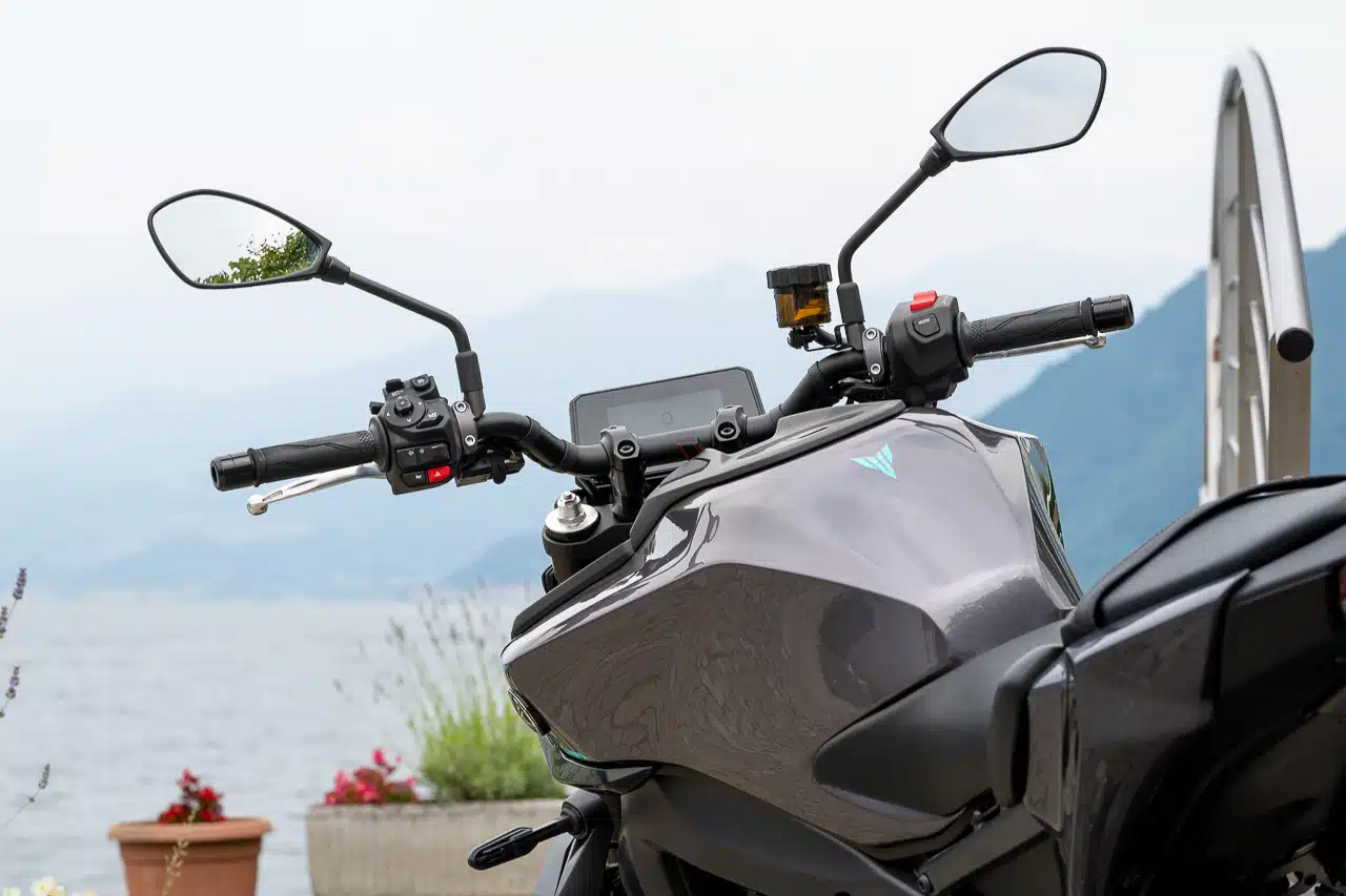 YAMAHA MT-09 2024