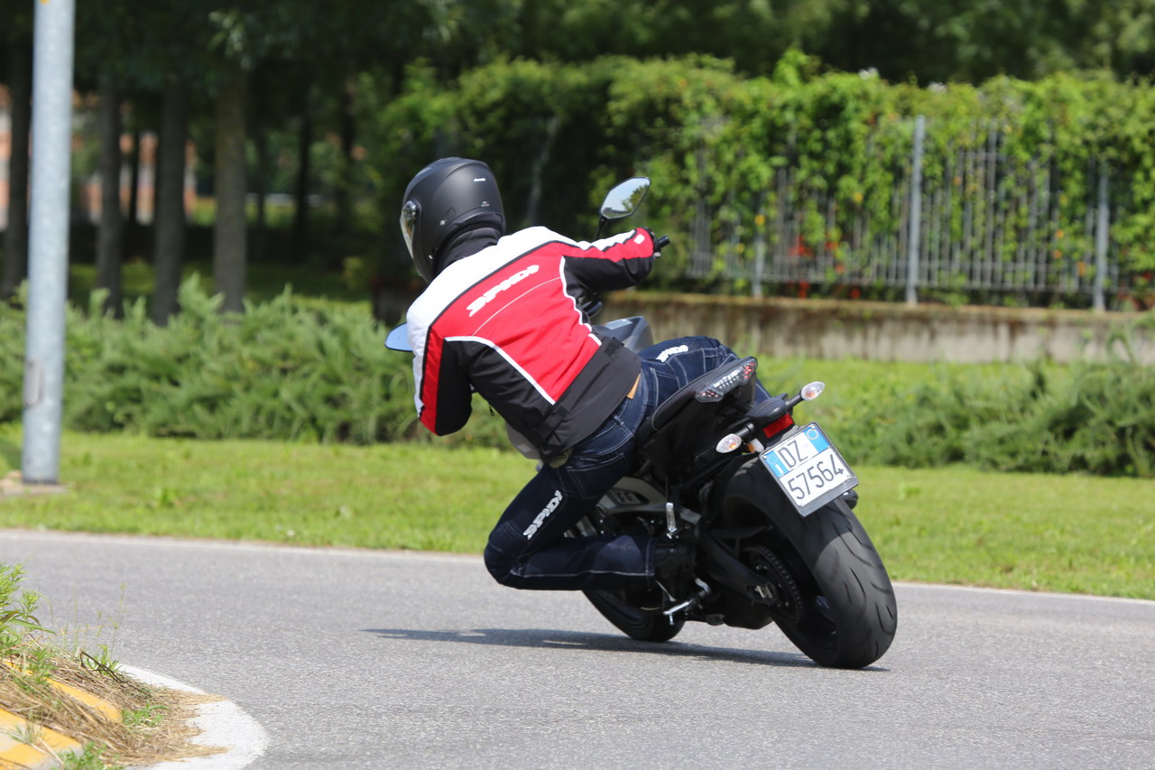 Yamaha MT-09_Prova su strada 2014