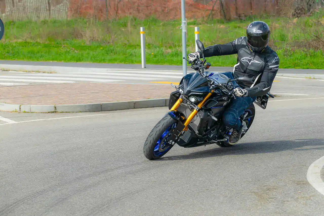 Yamaha MT-10 SP 2024 - Prova su strada