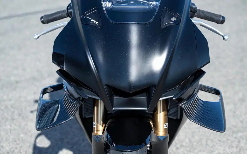 Yamaha R1 Race e R1 GYTR 2025