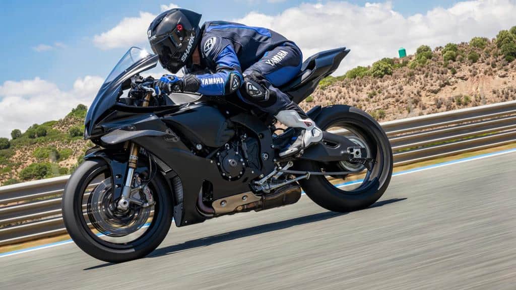 Yamaha R1 Race e R1 GYTR 2025