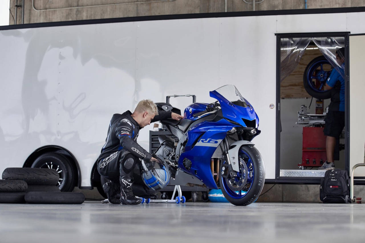 Yamaha R6 Race - foto 