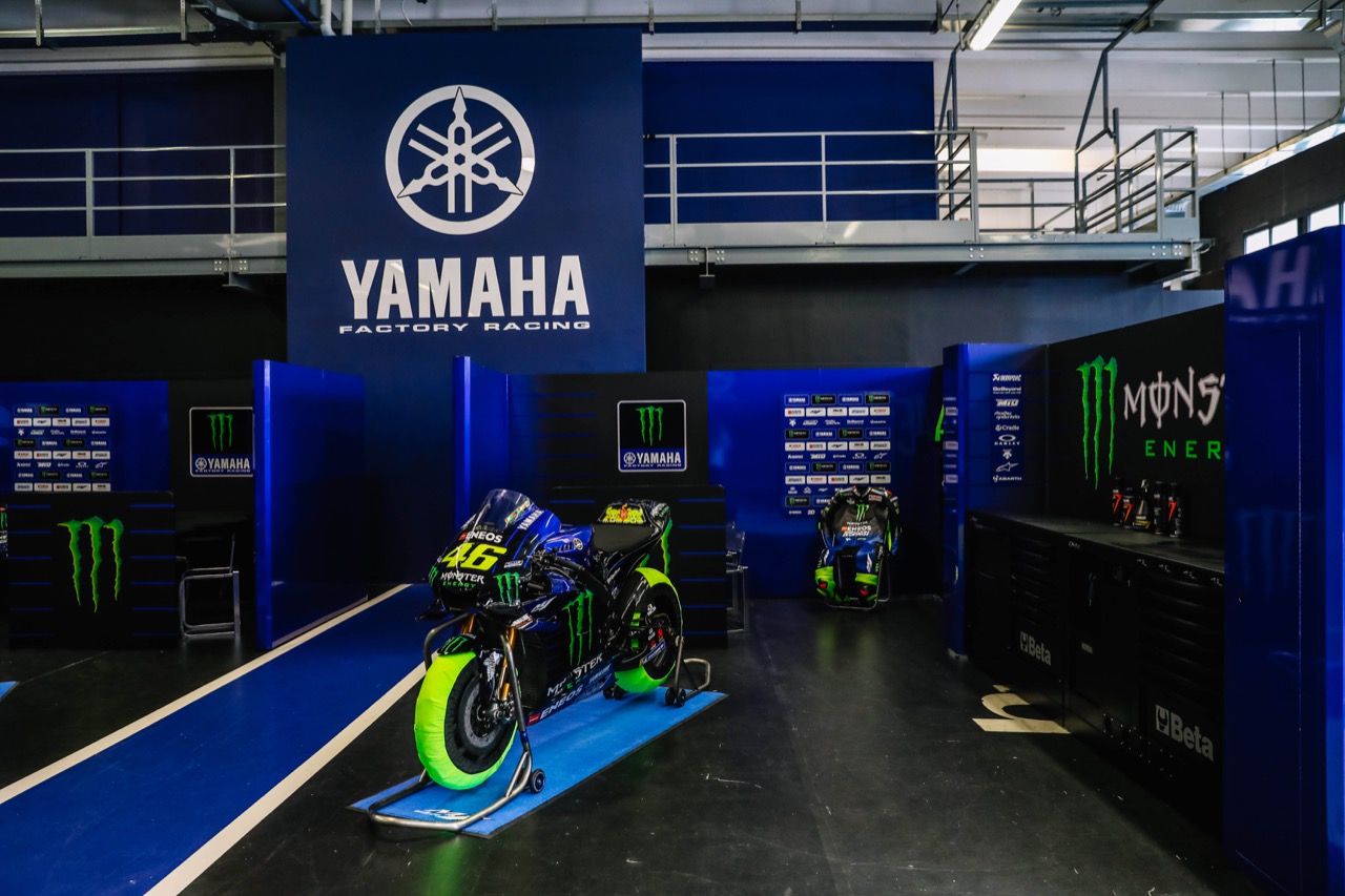 Yamaha - Two Yamahas One Passion - heART Lab