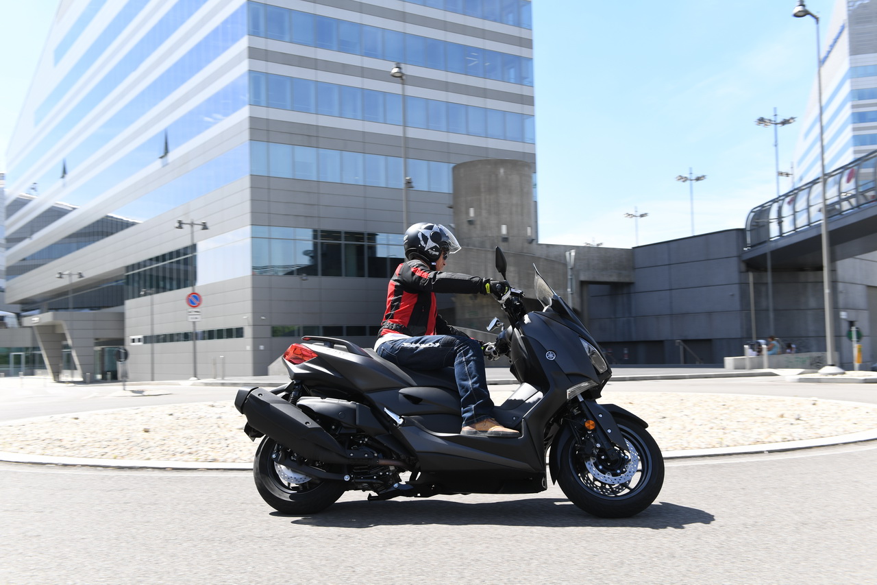 Yamaha X-MAX 400 Prova su strada 2017