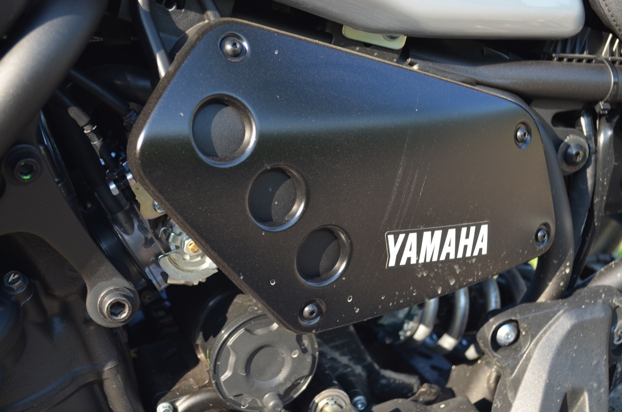 Yamaha XSR700 XTribute - foto prova su strada 