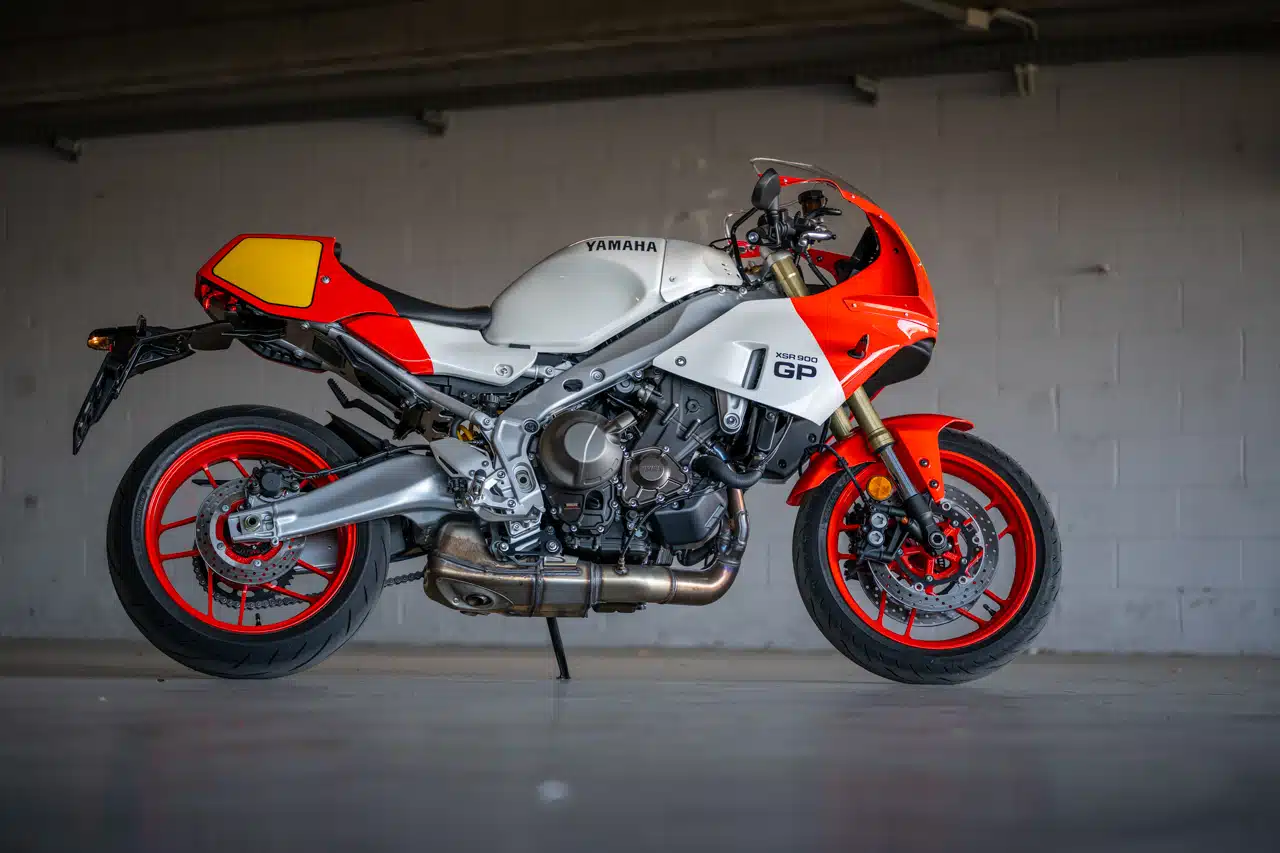 YAMAHA XSR900GP