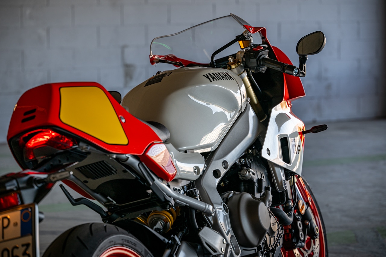 YAMAHA XSR900GP