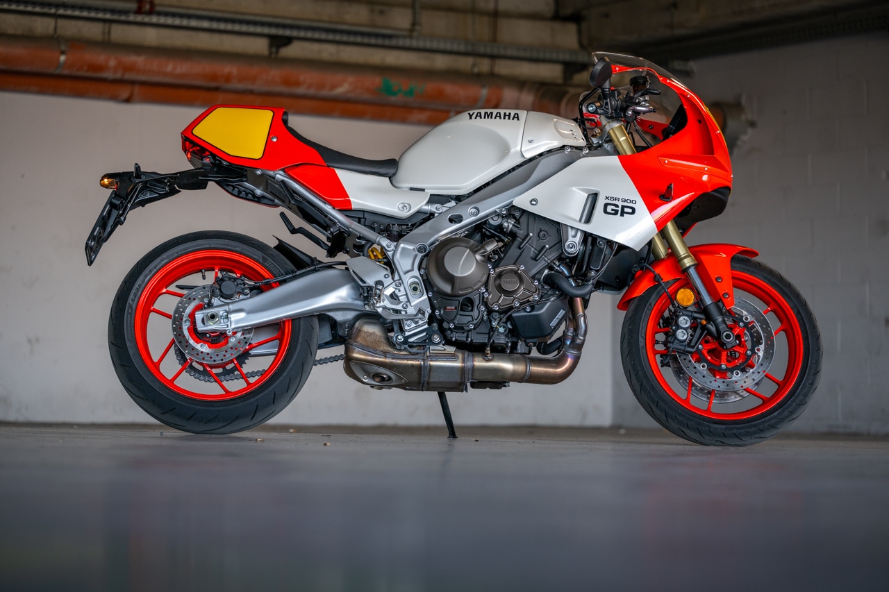 YAMAHA XSR900GP
