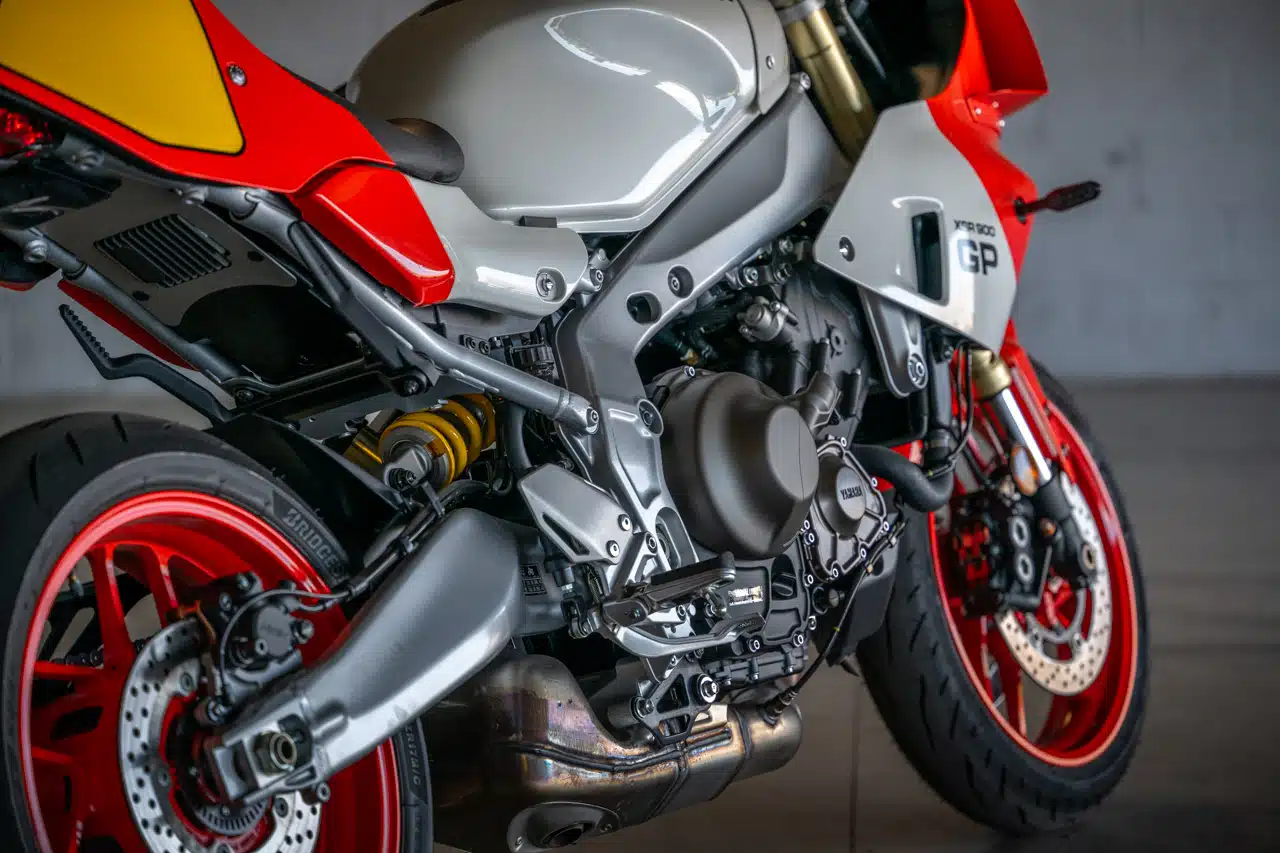 YAMAHA XSR900GP