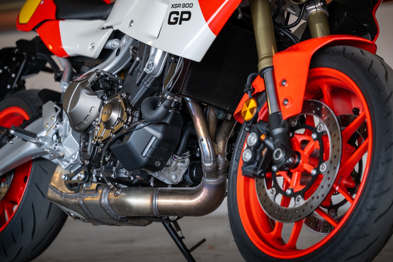 YAMAHA XSR900GP