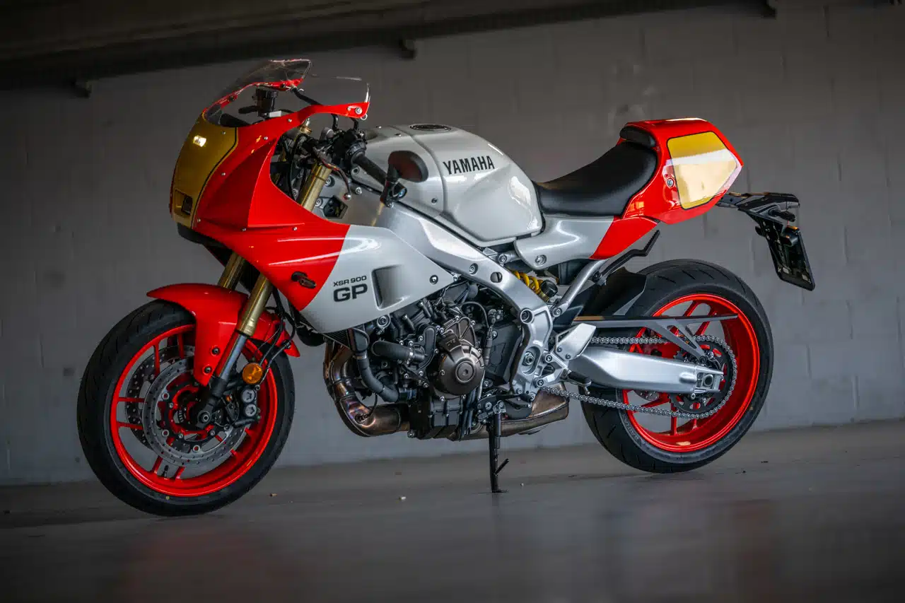 YAMAHA XSR900GP