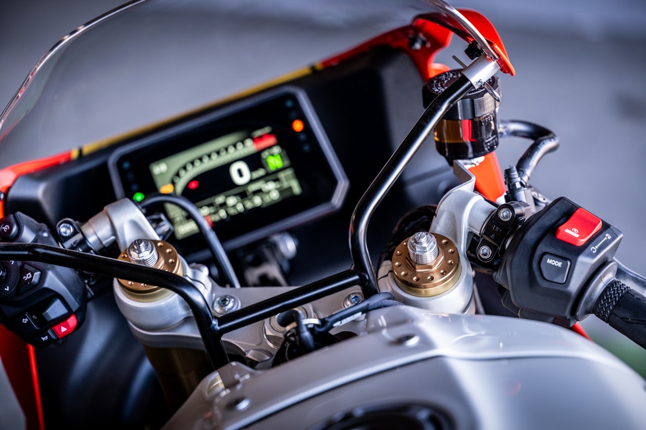 YAMAHA XSR900GP