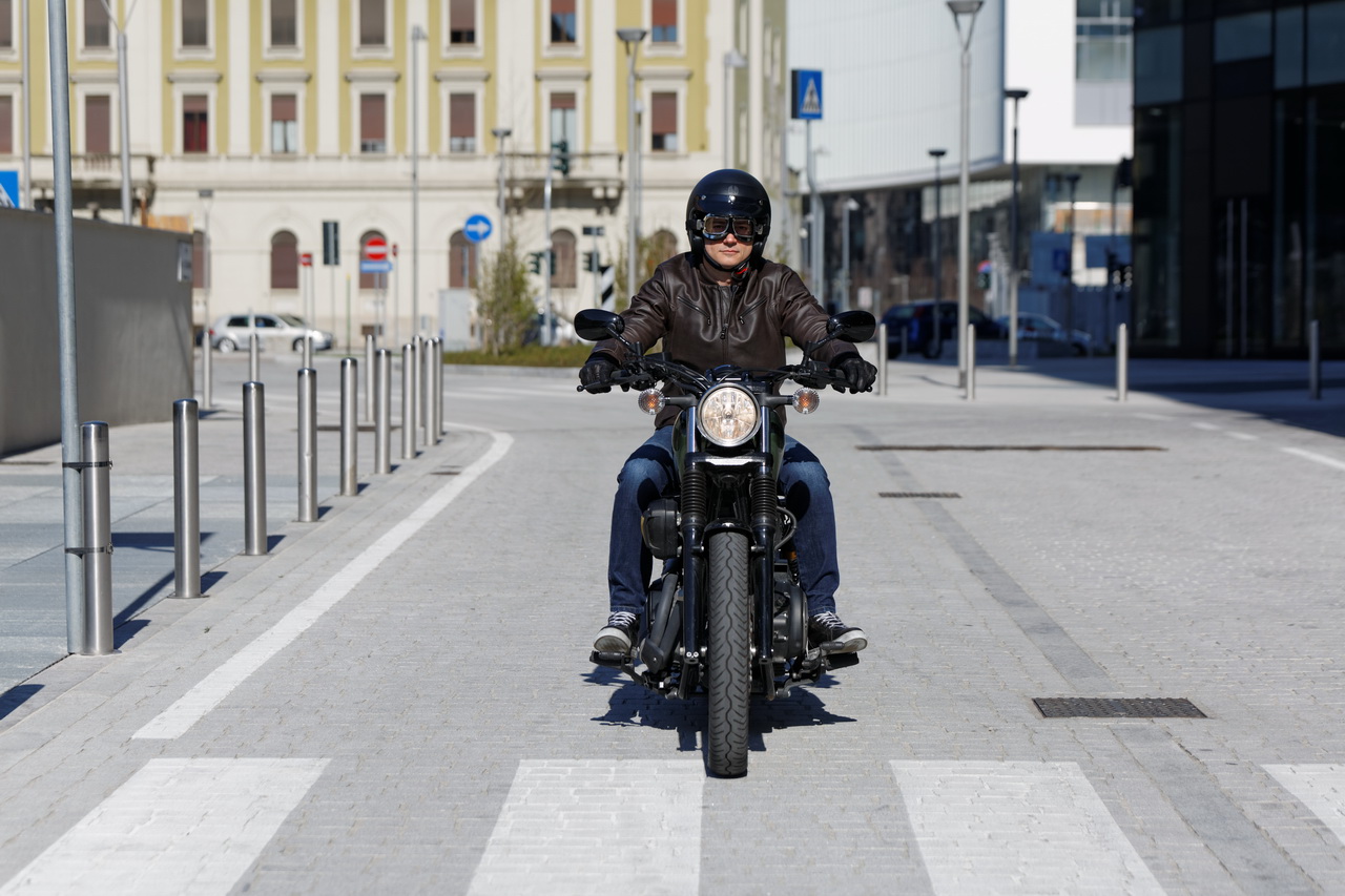 Yamaha XV 950 R Bobber Style - Prova  su strada