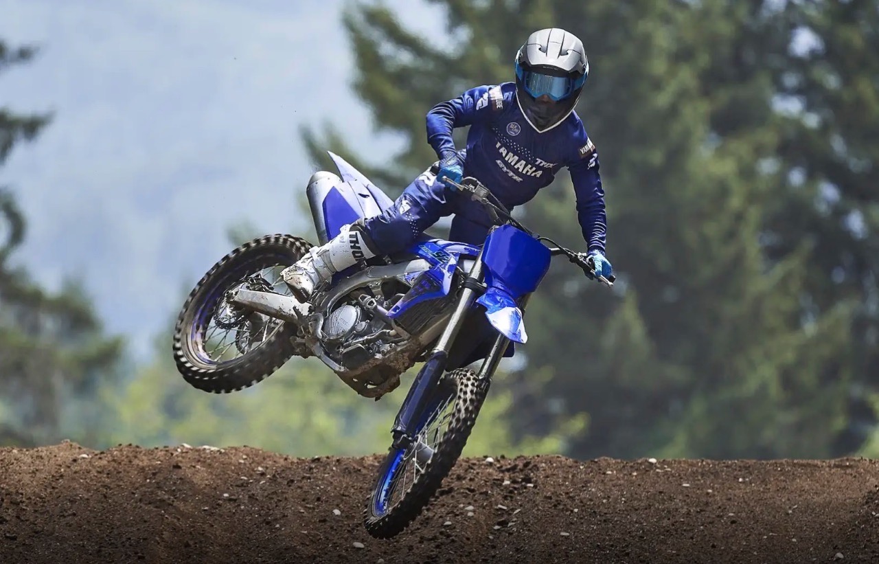 Yamaha YZ250F 2024 - Foto ufficiali