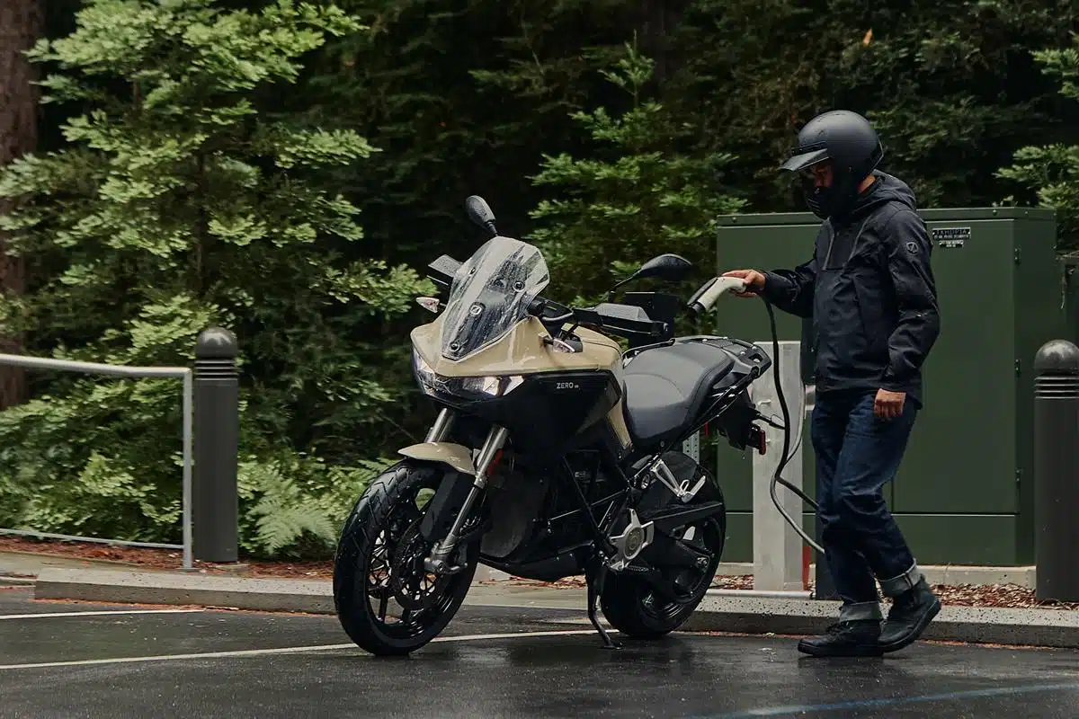 Zero Motorcycles 2024