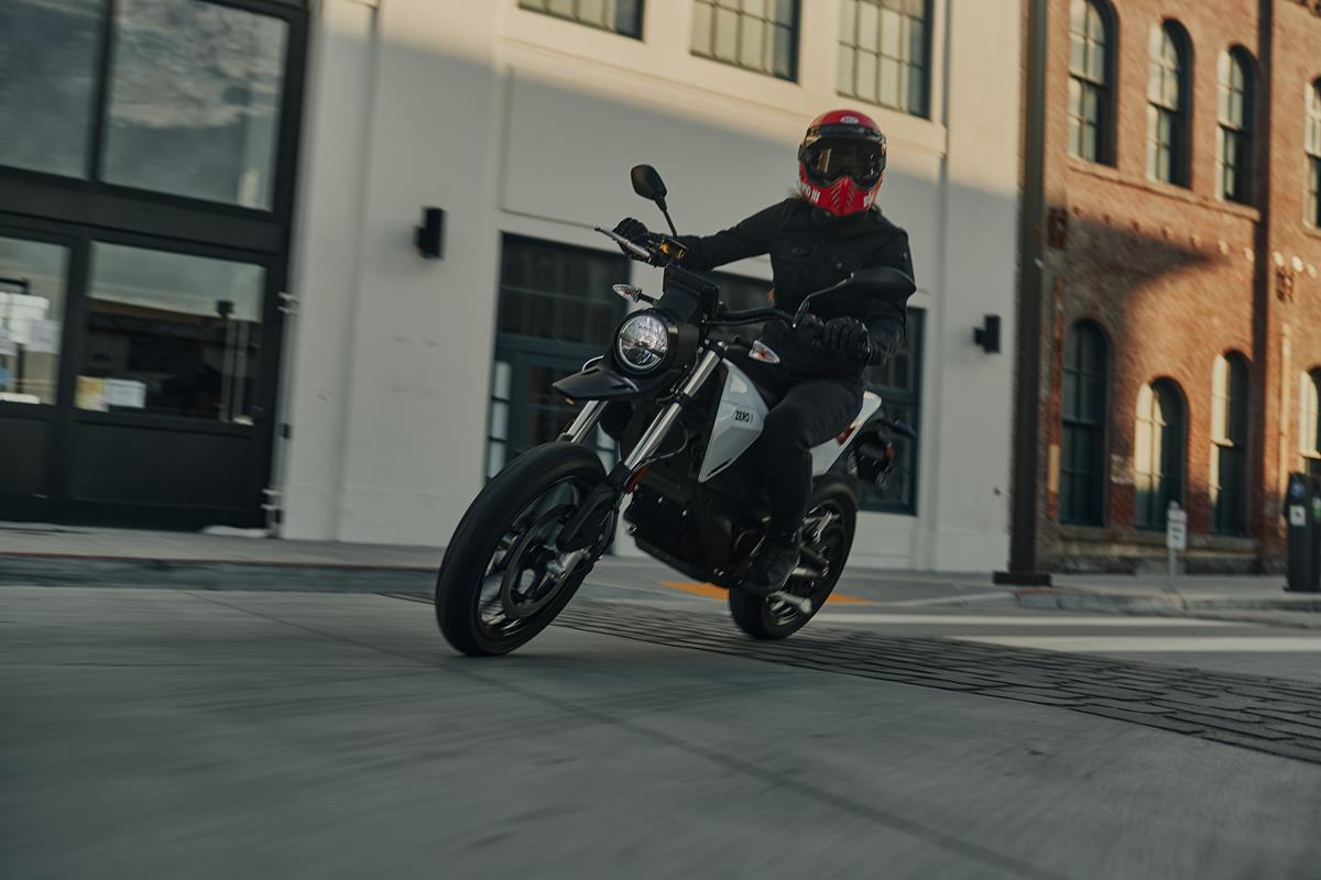 Zero Motorcycles 2024