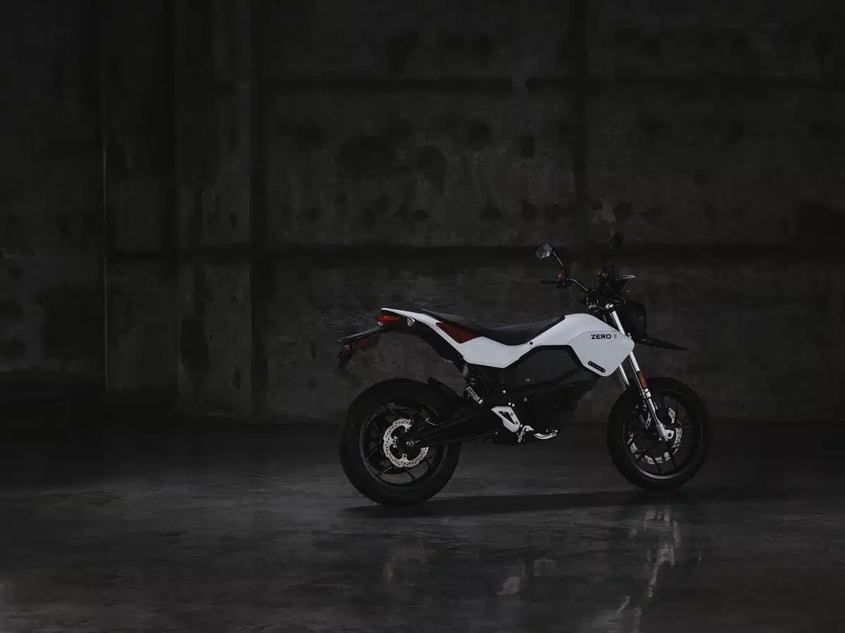 Zero Motorcycles 2024