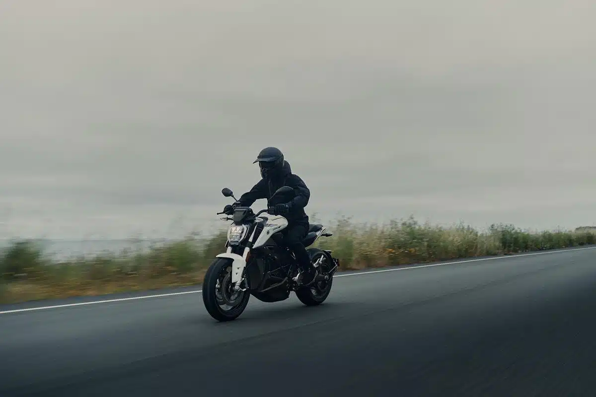 Zero Motorcycles 2024