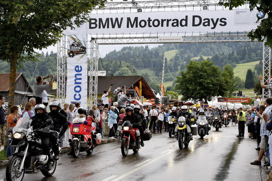 Bmw Motorrad, dal 2 al 4 luglio iniziano i festeggiamenti del trentennale
