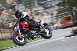 Incentivi statali: Ducati raddoppia gli aiuti sulle gamme Monster e Hypermotard