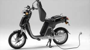 Yamaha EC-03, electric scooter at the Intermot Show
