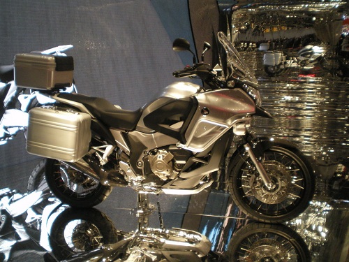 Концепт Honda V4 Crosstourer — EICMA 2010