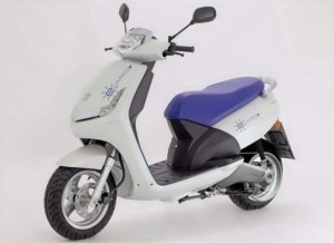 Peugeot e-Vivacity, scooter elettrico a 3.800 euro