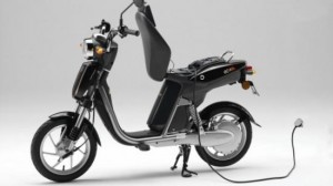 ياماها EC-03، الدراجة الكهربائية متوفرة خلال أيام
