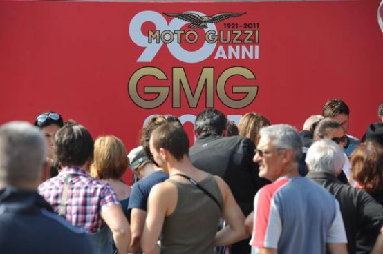 Moto Guzzi, festa dei 90 anni con 20 mila persone