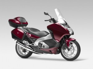 Honda Integra è lo scooter con nuovo motore da 700 cc
