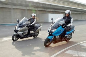 Aquí están los scooters BMW.