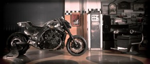 The special VMAX Hyper Modified by Abnormal Cycles at Motodays 2012