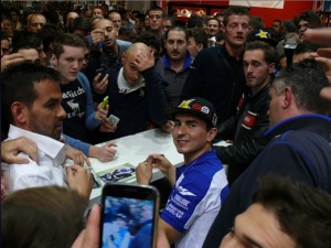 Everyone is crazy about Jorge Lorenzo at Eicma