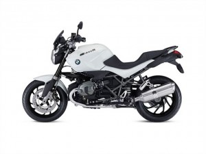 BMW Motorrad presenta la nuova BMW R 1200 R “DarkWhite”