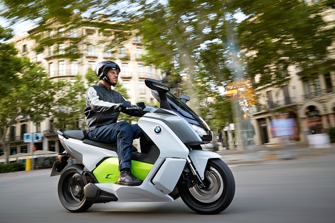 EICMA – BMW Motorrad apresenta duas estreias mundiais e três estreias