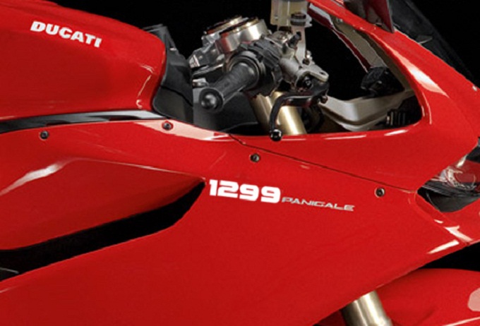 Ducati Panigale 1299: ожидание нового супербайка растет