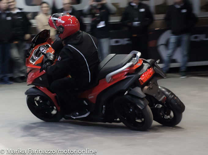 Quadro 4, lanciato ad EICMA 2014 il primo scooter a 4 ruote al mondo [VIDEO INTERVISTA]