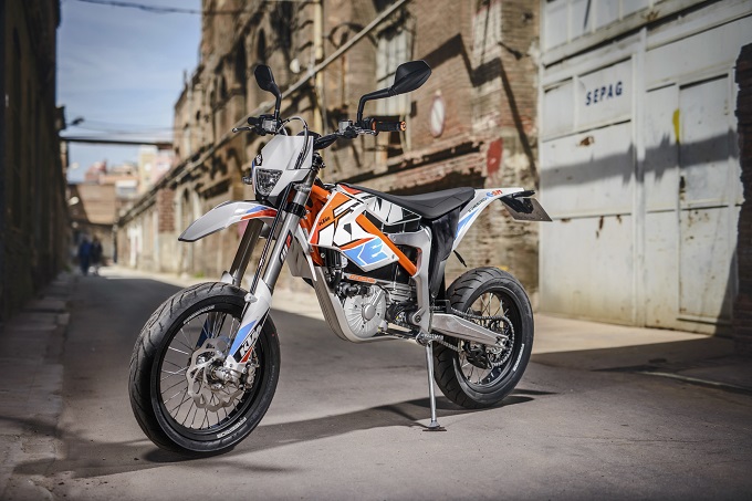 KTM Freeride E-SM, the first electric supermoto has arrived
